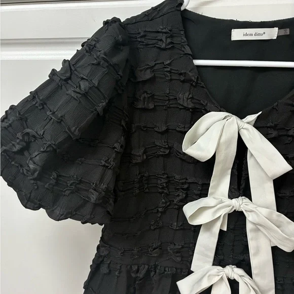 Trade!!!!!!!! Do Not Purchase pls! - Picture 3 of 4